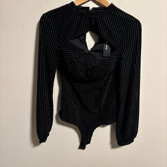 NWT Lulus Always Alluring Striped Velvet Cutout Bustier Bodysuit- Size Small - Picture 4 of 13